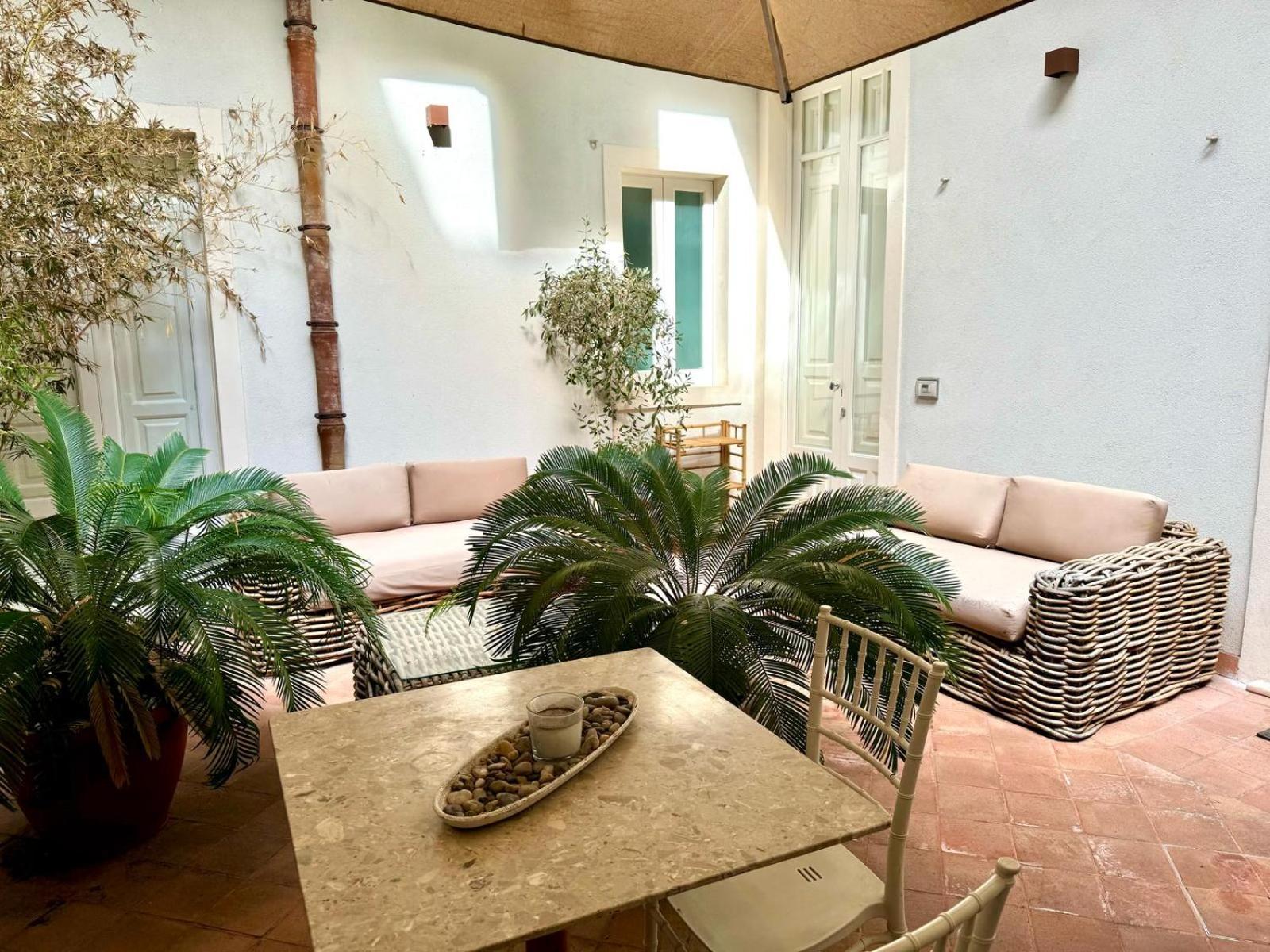 קטאניה Cortile Nobile Luxury Suites מראה חיצוני תמונה